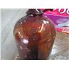 Image 6 : 3 160 OZ GLASS JUGS, BROWN GLASS JAVEX JUG, 128 OZ. HEINZ VINEGAR JUG