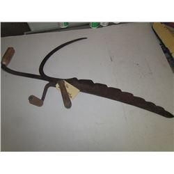 HAY KNIFE & HAND SICKLE