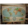 Image 1 : VINTAGE WORLD MAP