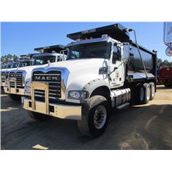 2016 MACK GU713 DUMP TRUCK, VIN/SN:1M2AX07C7GM060310 - TRI-AXLE, 455 HP MACK MP8 ENGINE, ALLISON 450