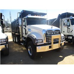 2017 MACK GU713 DUMP TRUCK, VIN/SN:1M2AX07C5HM036525 - TRI-AXLE, 455 HP MP8 MACK DIESEL ENGINE, MACK