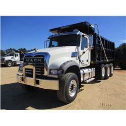 2017 MACK GU713 DUMP TRUCK, VIN/SN:1M2AX07C3HM036524 - TRI-AXLE, 455 HP MP8 MACK DIESEL ENGINE, MACK