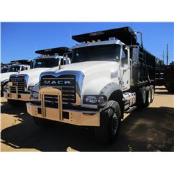 2017 MACK GU713 DUMP TRUCK, VIN/SN:1M2AX07CXHM036519 - TRI-AXLE, 455 HP MP8 MACK DIESEL ENGINE, MACK