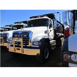 2017 MACK GU713 DUMP TRUCK, VIN/SN:1M2AX09C0HM033562 - T/A, 415 HP MACK MP8 ENGINE, ALLISON A/T, 44K