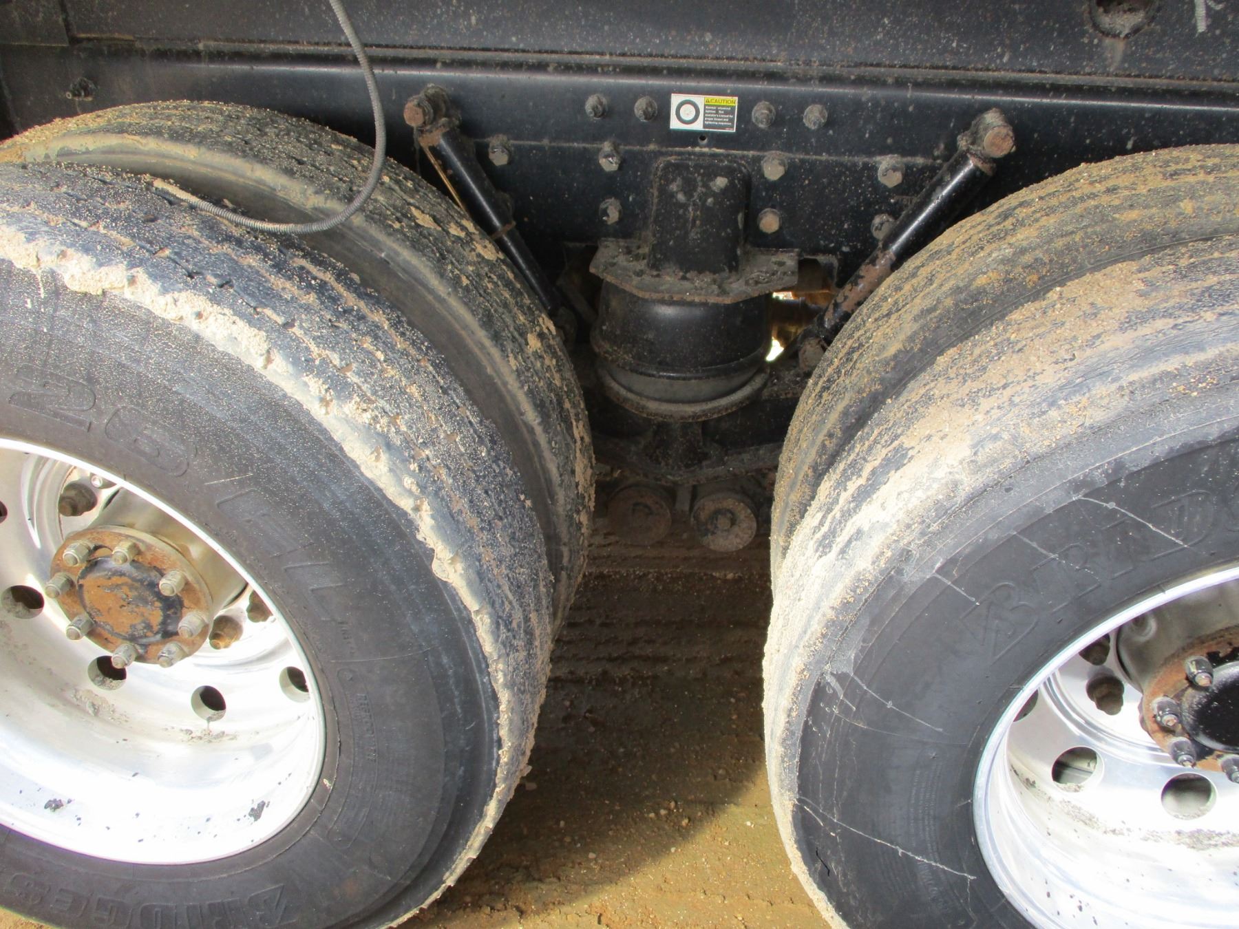 2010 KENWORTH T800 DUMP, VIN/SN1NKDX4TX9AJ268763 TRIAXLE, 500 HP