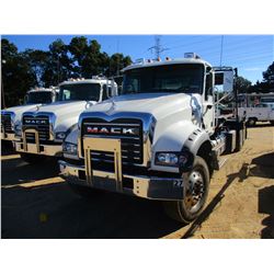 2018 MACK GU713 ROLL-OFF TRUCK, VIN/SN:1M2AX09C4JM037538 - T/A, 415 HP MACK MP8 ENGINE, ALLISON 4500