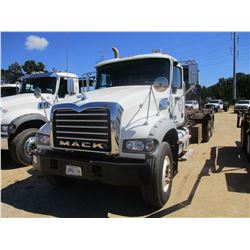 2012 MACK GU713 ROLL OFF, VIN/SN:1M2AX04C3CM010857 - T/A, 405 HP MACK MP7 ENGINE, ALLISON 4500 RDJ T