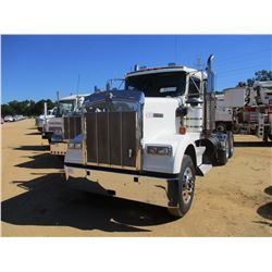 2006 KENWORTH W900 TRUCK TRACTOR, VIN/SN:1XKWDB0X36J137142 - T/A, CAT C15 DIESEL ENGINE, 10 SPEED TR