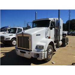 2005 KENWORTH T800 TRUCK TRACTOR, VIN/SN:1XKDDB9X75J089606 - 475 HP CAT C15 DIESEL ENGINE, 10 SPEED 