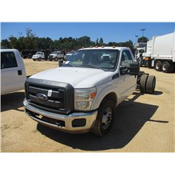 2012 FORD F350 CAB & CHASSIS, VIN/SN:1FDRF3G66CEB69170 - GAS ENGINE, A/T, ODOMETER READING 202,251 M