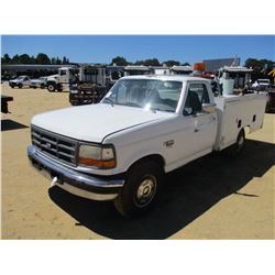 1997 FORD F350 SERVICE TRUCK, VIN/SN:3FEHF35F9VMA49371 - POWER STROKE DIESEL ENGINE, 5 SPEED TRANS, 