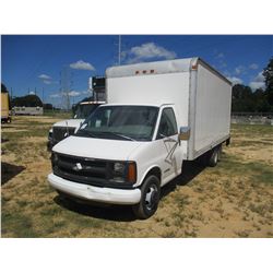 2000 CHEVROLET 3500 BOX TRUCK, VIN/SN:1GBJG31R5Y1213549 - S/A, GAS ENGINE, A/T, 18' VAN BODY, ROLLUP
