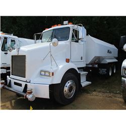 1993 KENWORTH T450B WATER TRUCK, VIN/SN:1NKBL59X8PJ594160 - T/A, 300HP L10 DIESEL ENGINE, 9 SPEED TR