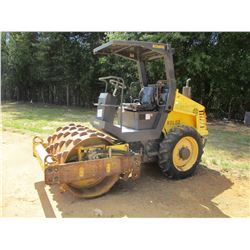 2006 BOMAG BW124 PDH-3 ROLLER, VIN/SN:901581281114 - VIBRATORY, 48" PADFOOT DRUM, CANOPY, METER READ