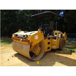 2005 CAT CB-534DXW ROLLER, VIN/SN:EAA00296 - TANDEM, 79" DRUMS, VIBRATORY, CANOPY, METER READING 214
