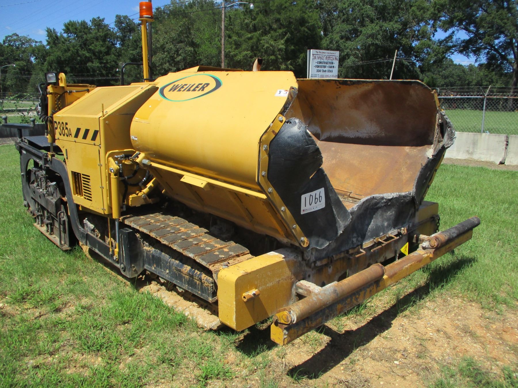 2015 WEILER P385 ASPHALT PAVER, VIN/SN:P385A-1573 - CRAWLER, 10' SCREED ...