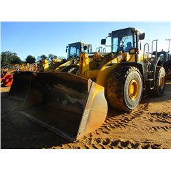 KOMATSU WA450-3MC WHEEL LOADER, VIN/SN:A35016 - BUCKET, CAB, A/C, 26.5R-25 TIRES, METER READING 14,0