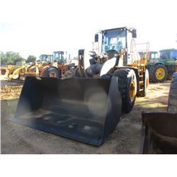 2011 JOHN DEERE 724K WHEEL LOADER, VIN/SN:638059 - BUCKET, RIDE CONTROL, REAR CAMERA, CAB, A/C, 23.5
