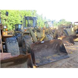 TCM 840 WHEEL LOADER, VIN/SN:64400135 - BUCKET, CAB, 20.5-26 TIRES, METER READING 2,435 HOURS