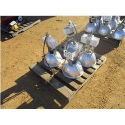 (4) OVERHEAD WAREHOUSE LIGHT FIXTURE (B9)