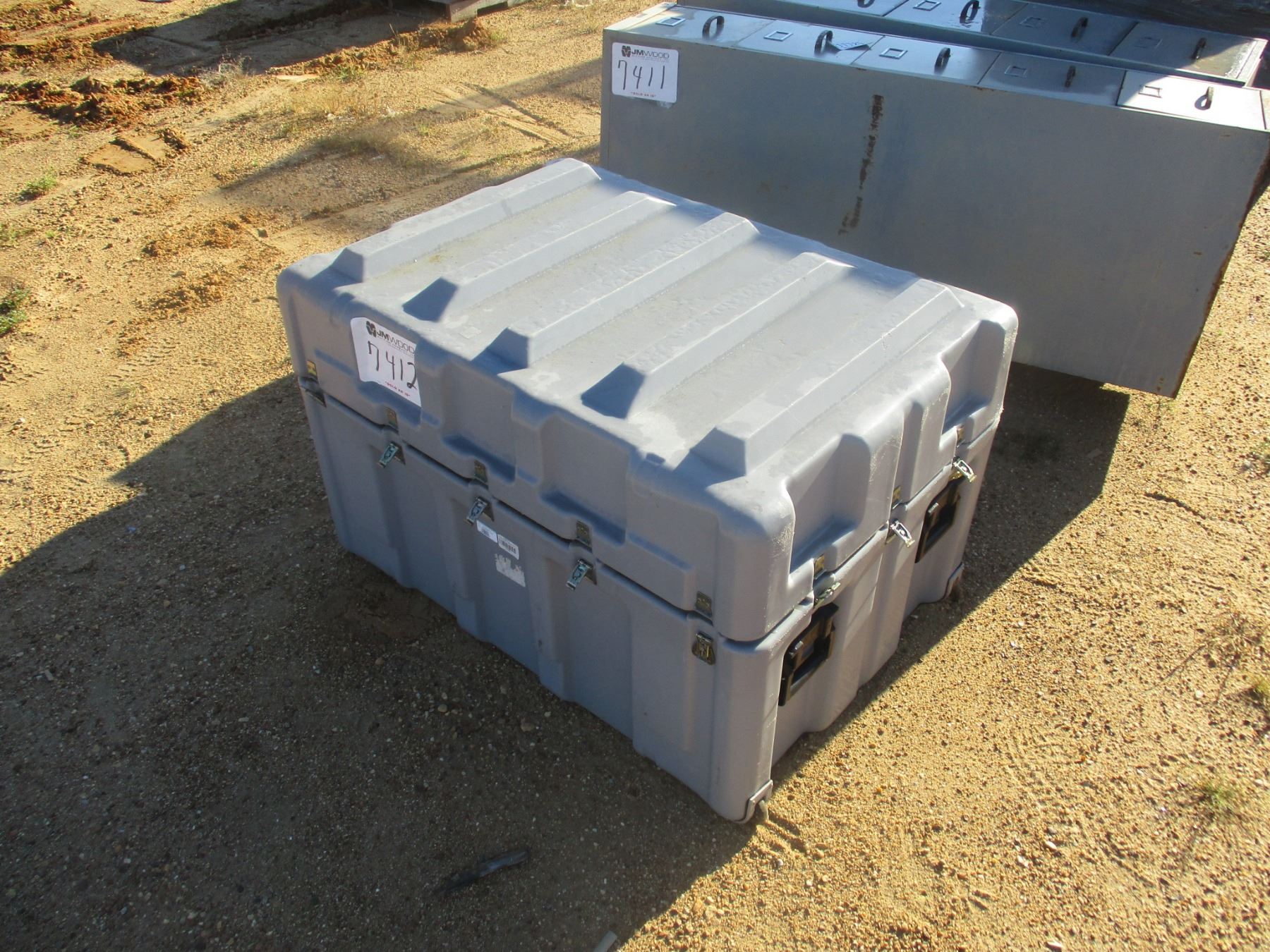 FIBERGLASS SHIPPING CONTAINER