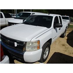 2008 CHEVROLET SILVERADO Z71 PICK UP, VIN/SN:2GCEK19J181245391 - 4X4, EXTENDED CAB, V8 GAS ENGINE, A