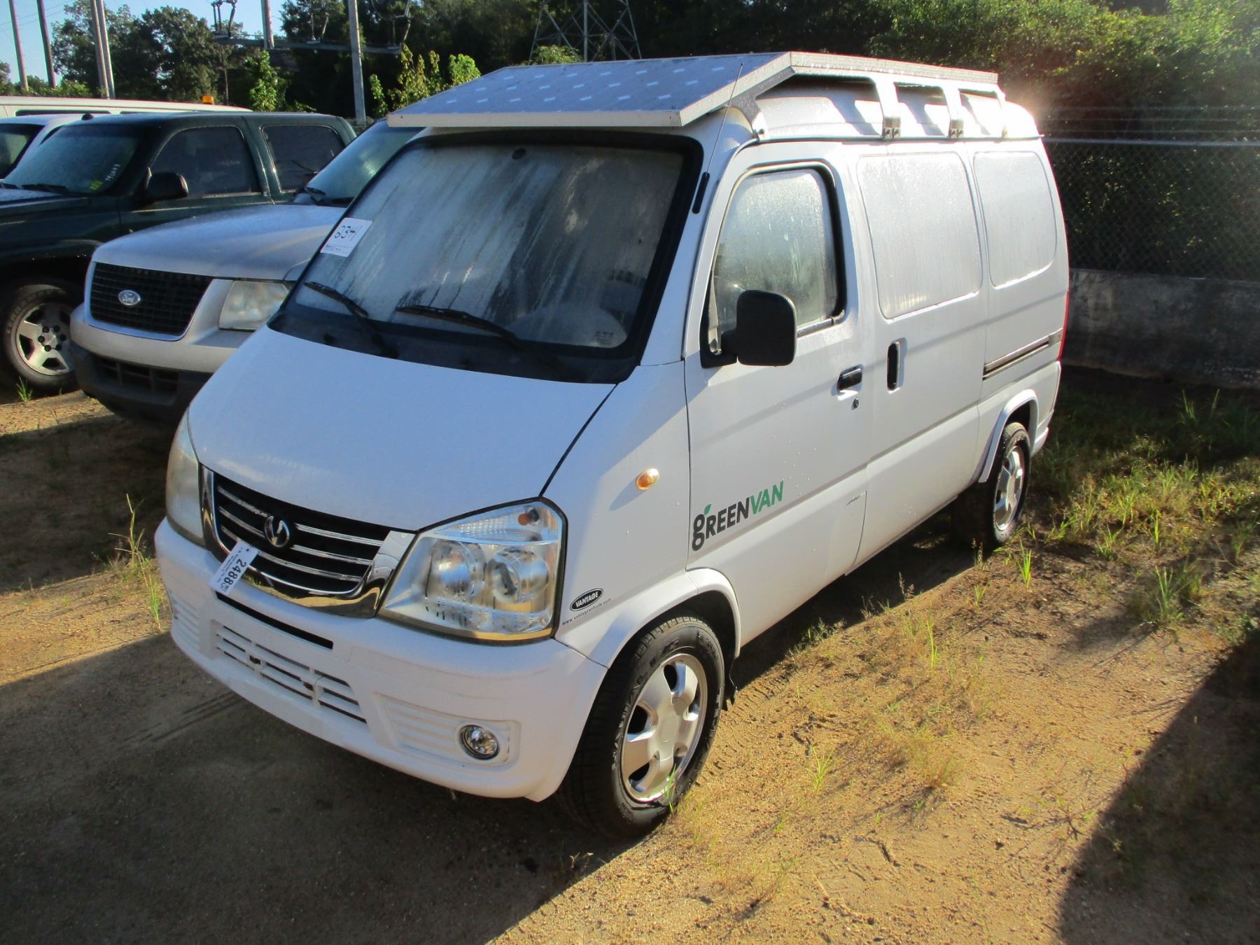 31348862 2010 VANTAGE MINI VAN, VIN/SN:1V9C5SPA4AC113071 - 5 PASSENGER, ELECTRIC ...
