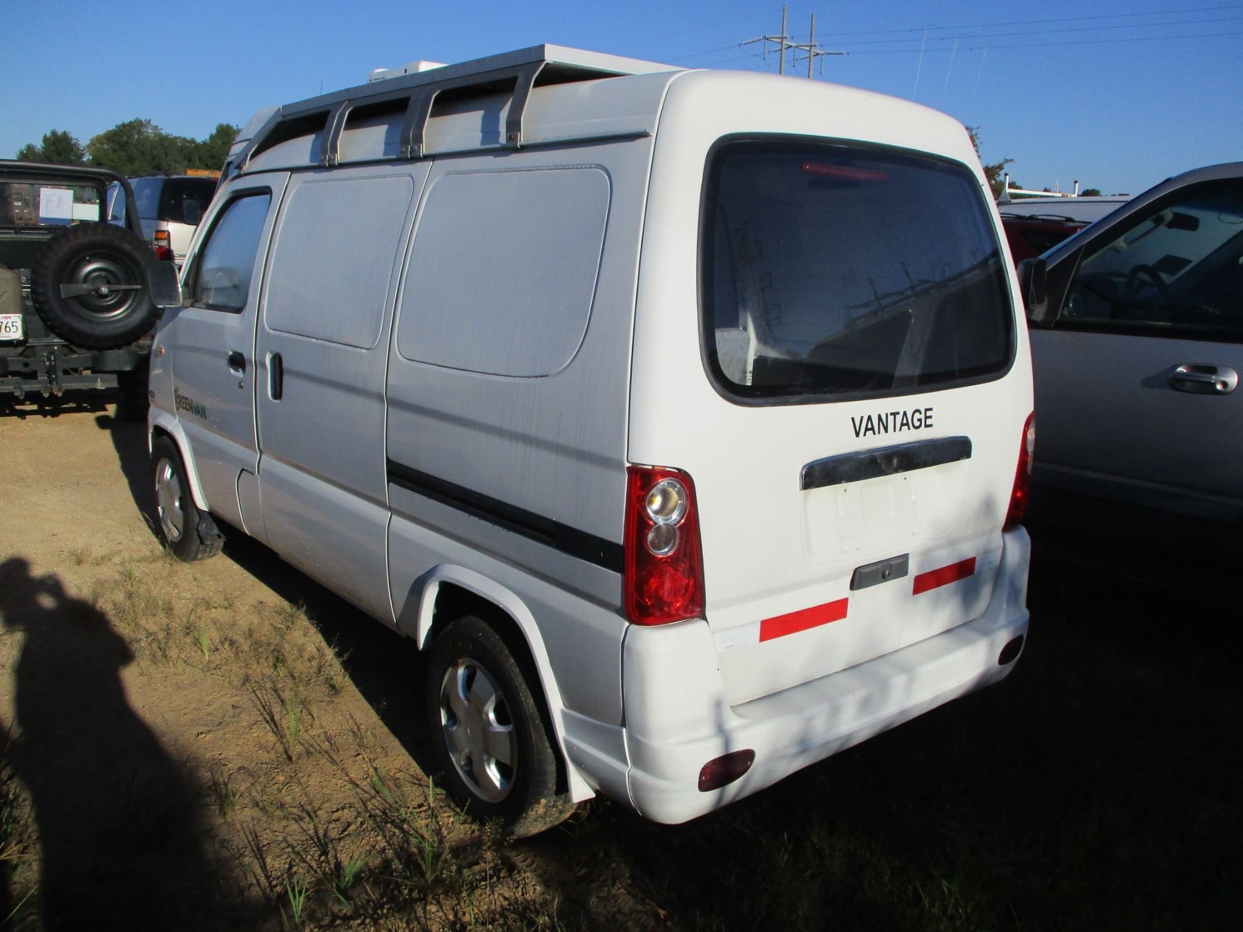 31348862 2010 VANTAGE MINI VAN, VIN/SN:1V9C5SPA4AC113071 - 5 PASSENGER, ELECTRIC ...
