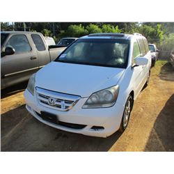 2005 HONDA ODYSSEY VIN/SN:5FNRL38745B050040 - GAS, A/T, ODOMETER READING 305,511 MILES