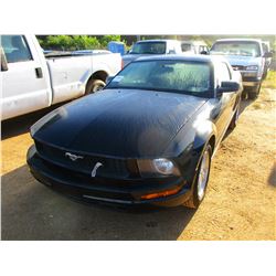 2007 FORD MUSTANG VIN/SN:1ZVFT80N475263632 - GAS ENGINE, A/T, ODOMETER READING 185,409 MILES