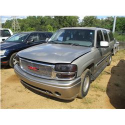 2000 GMC YUCON VIN/SN:3GKEC16T3YG135330 - GAS ENGINE, A/T, ODOMETER READING 272,302 MILES