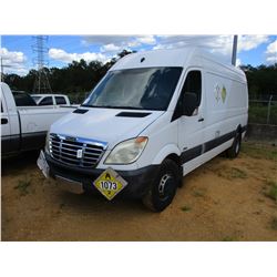 2008 FREIGHTLINER 3500 VAN, VIN/SN:WDYPF445585289051 - GAS ENGINE, A/T, ODOMETER READING 254,305 MIL