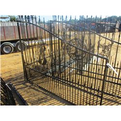 16' IRON GATE W/POST, HORSE HEAD SCENE (C6)