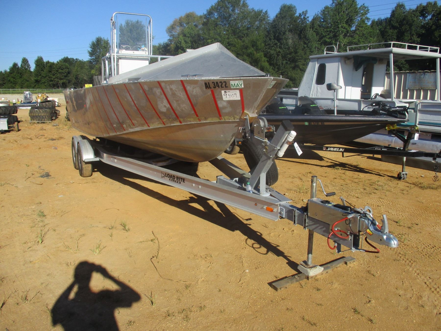 ALUMINUM BOAT, VIN/SNMD2523490133 22', CENTER CONSOLE, MERCURY