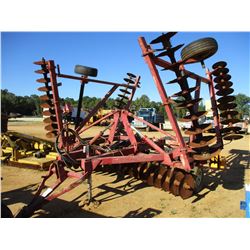 DISC HARROW, - DUAL HYD 8' BATWINGS, 12' CENTER, (C3)
