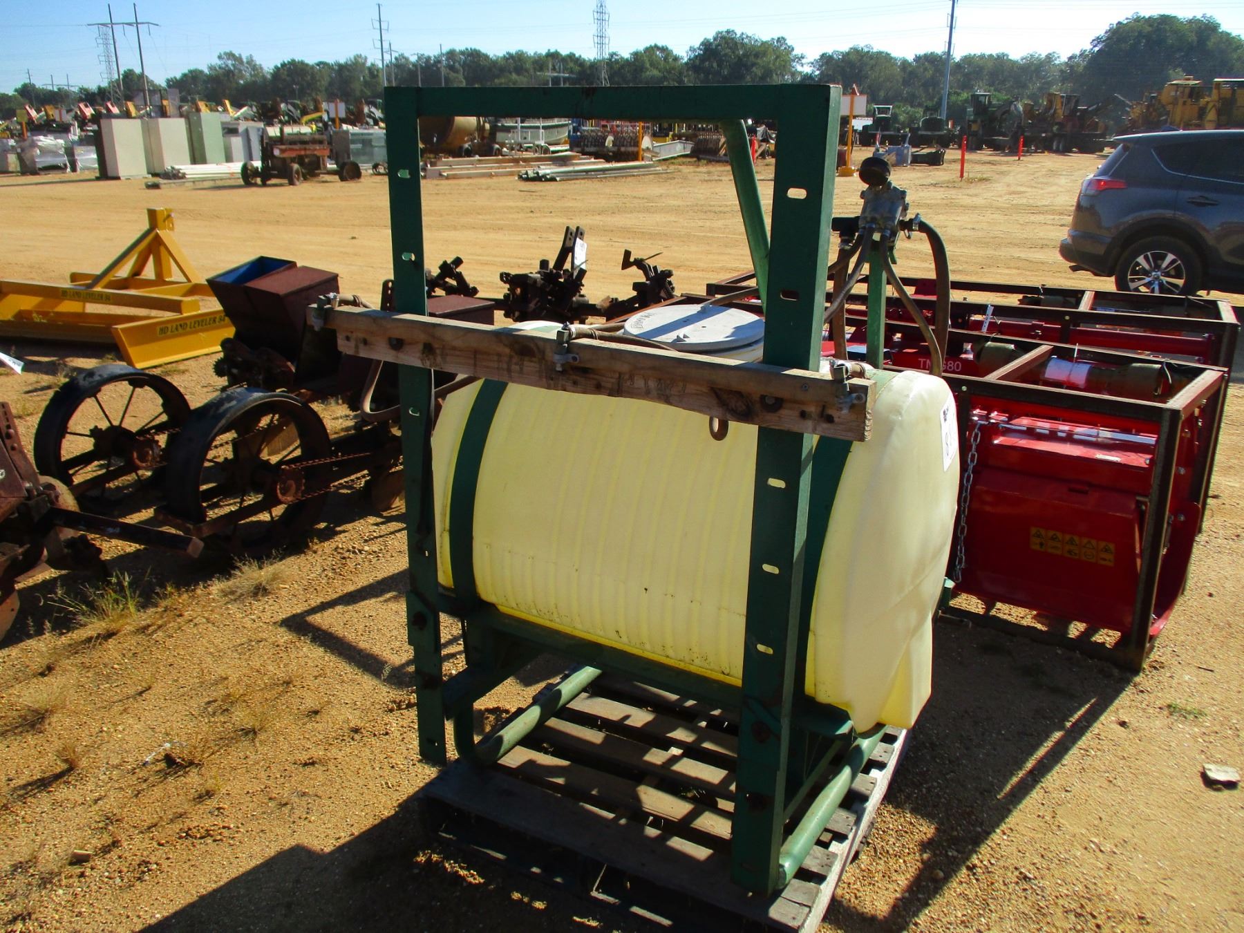110 GALLON SPRAYER, 3 PTH, PTO DRIVE, (C3) - J.M. Wood Auction Company ...