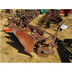 3 ROW BOTTOM PLOW, (C3)