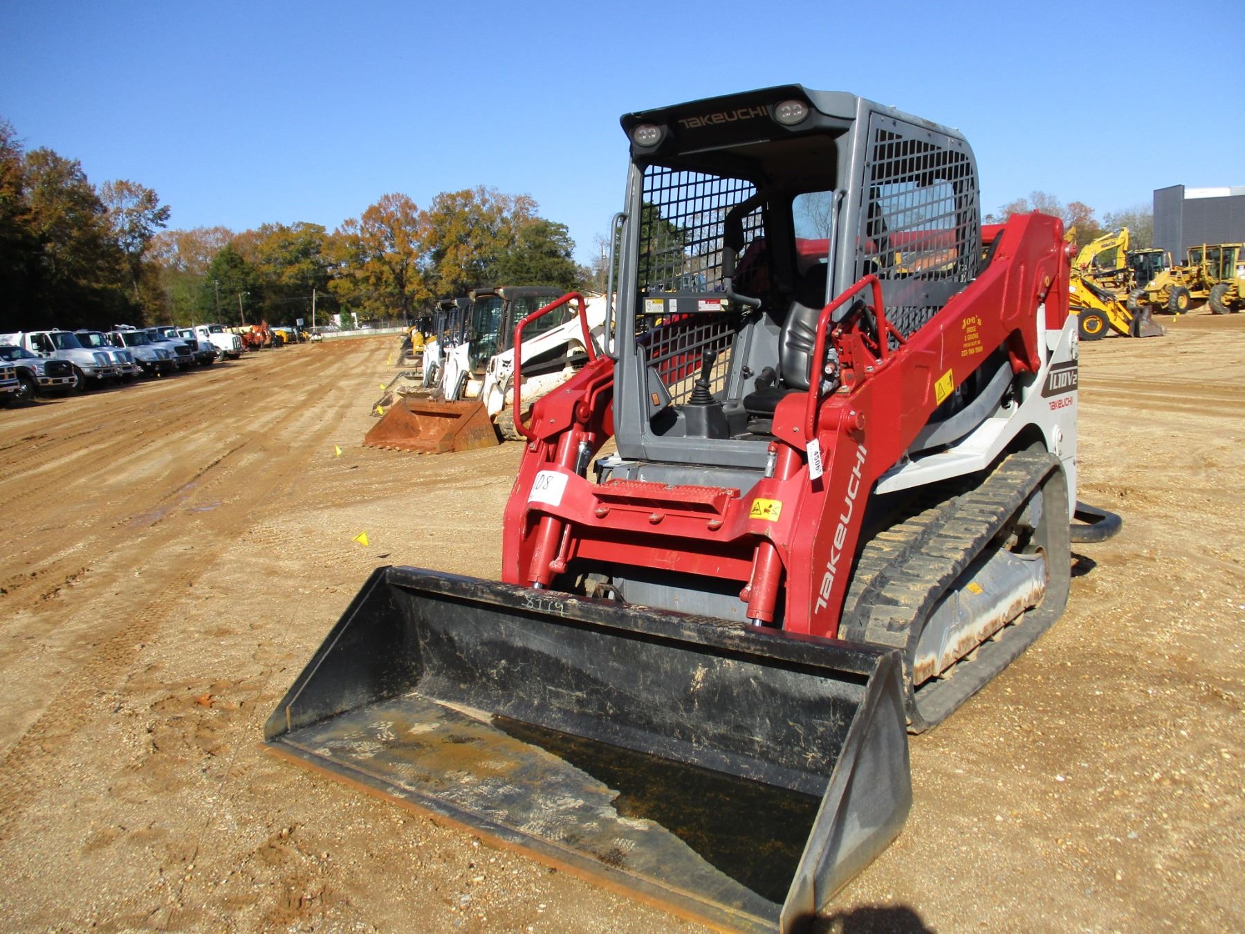 TAKEUCHI TL10 V2 SKID STEER LOADER, VIN/SN410000035 CRAWLER, BUCKET