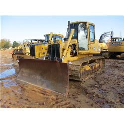 JOHN DEERE 750C CRAWLER TRACTOR, VIN/SN:853815 - 6 WAY BLADE, CAB, A/C