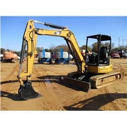 CAT 305.5E2 CR MINI EXCAVATOR, VIN/SN:CR501410 - 7' STICK, 18" BUCKET, AUX HYD, BLADE, RUBBER TRACKS