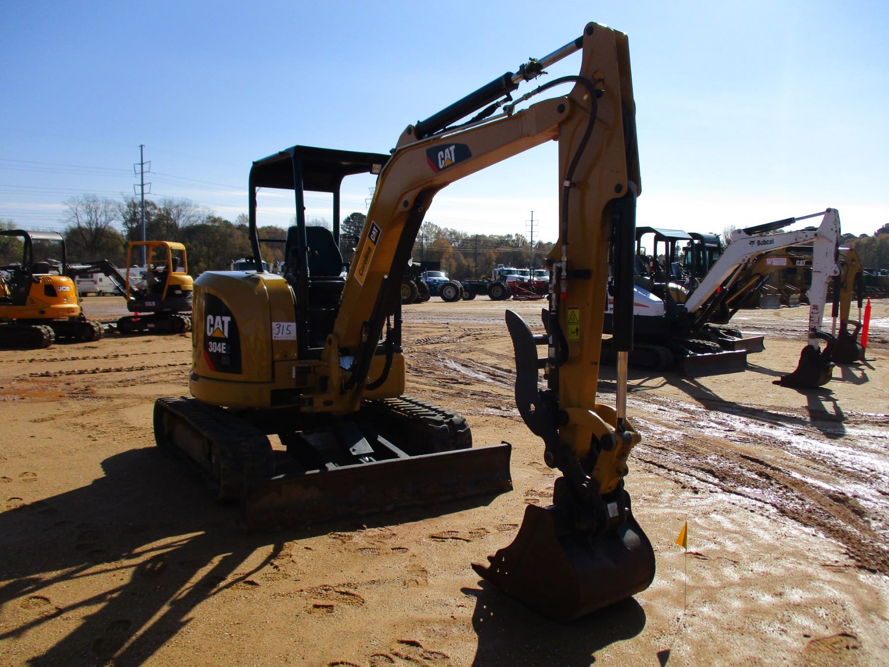 2016 CAT 304E2 CR MINI HYDRAULIC EXCAVATOR, VIN/SNME401891 6'9