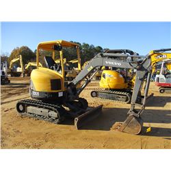 2012 VOLVO ECR-28 MINI EXCAVATOR, VIN/SN:11765 - 4' STICK, 18" BUCKET, AUX HYD, BLADE, RUBBER TRACKS