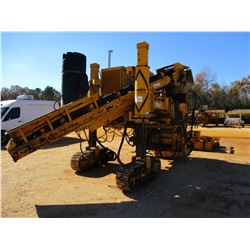 GOMACO GT3600 CURB MACHINE, - DIESEL ENGINE, METER READING 2,152 HOURS (D-2)