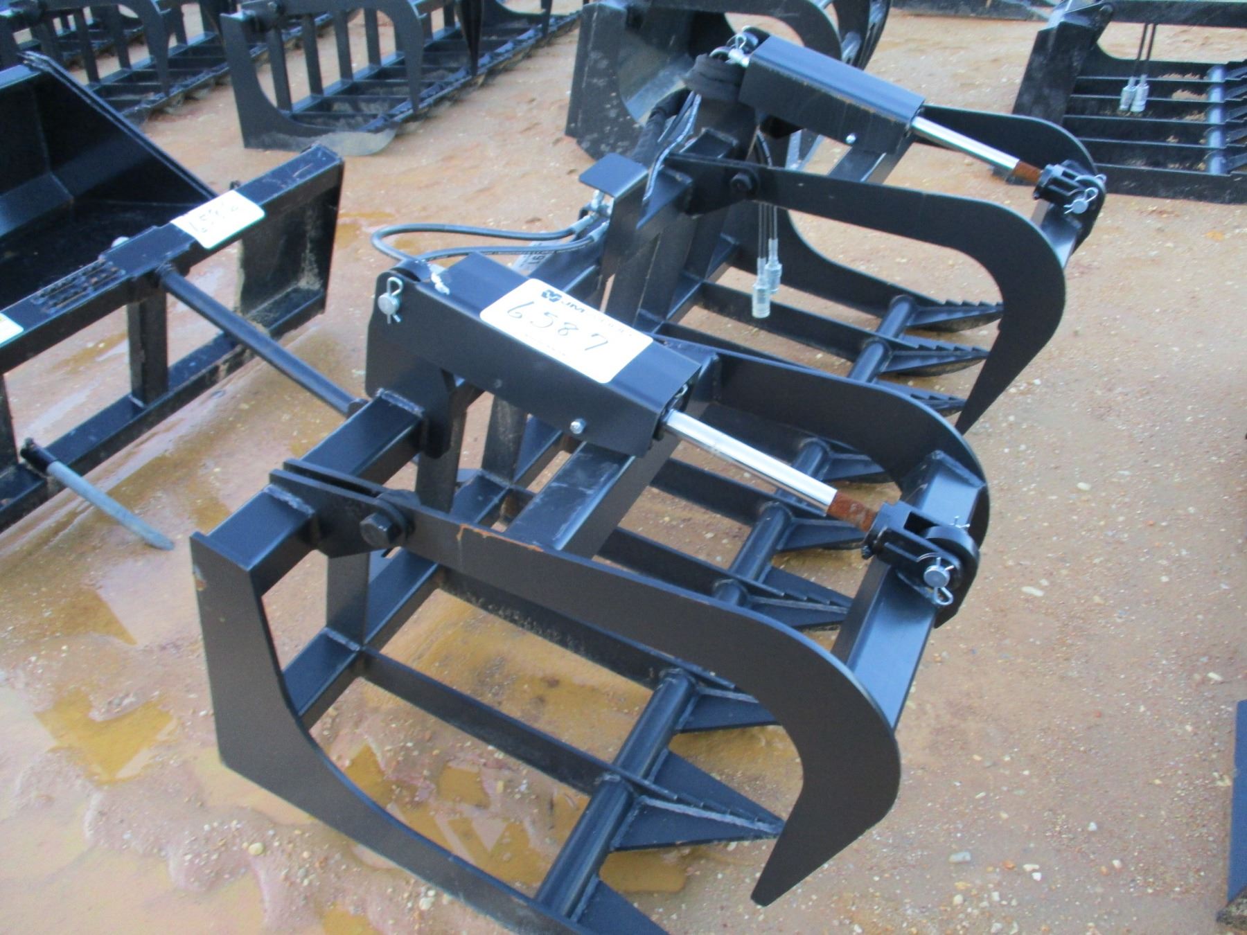 72" TRASH BUCKET W/TOP CLAMP (B5)