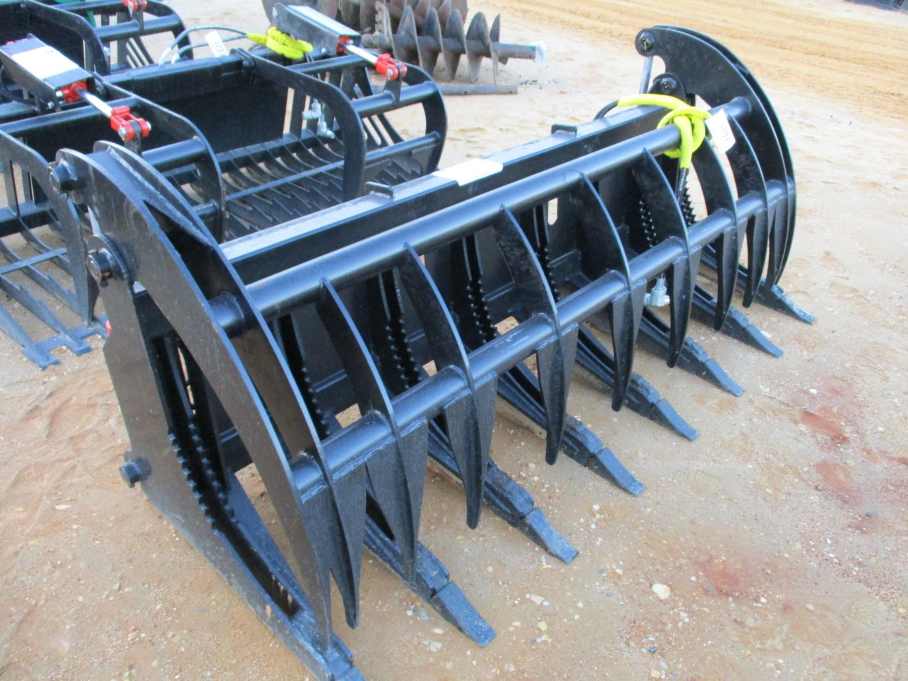 HYD GRAPPLE RAKE, 84
