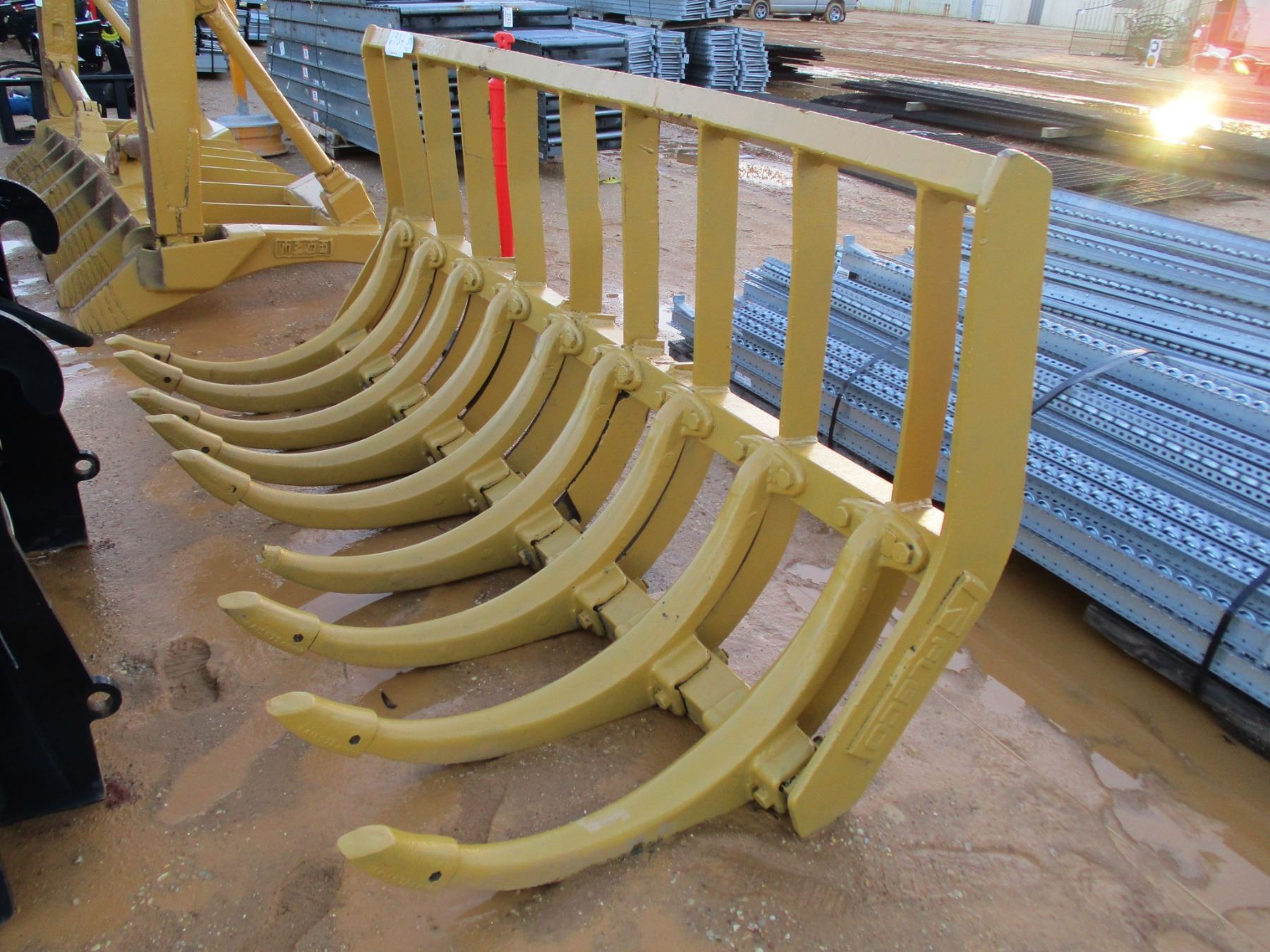 FLECO 8' STACKING RAKE (B-6)