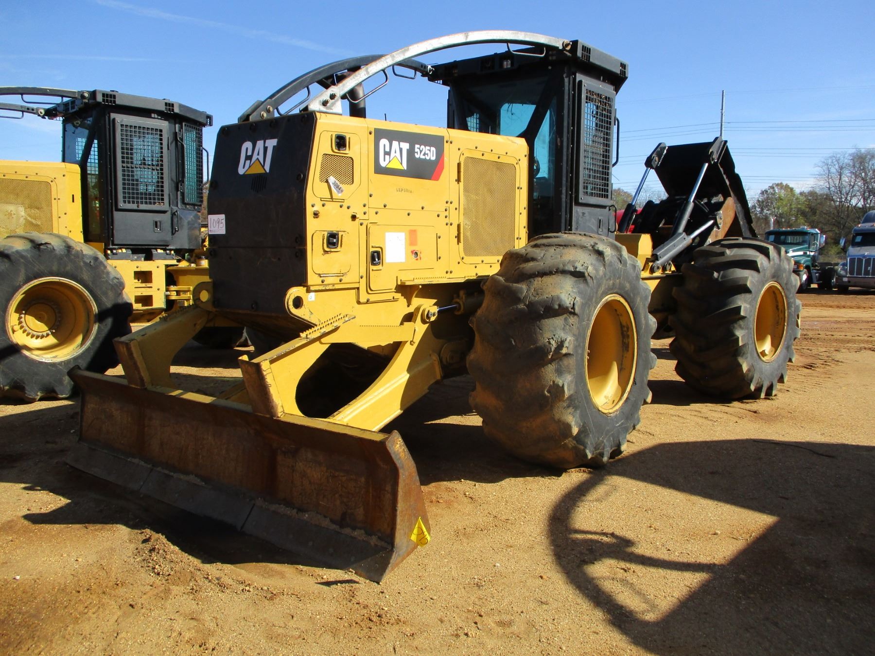 2022 CAT 525D SKIDDER VIN SN GKP00187 DUAL ARCH WINCH 2022 CAT 525D SKIDDER VIN SN GKP00187 DUAL ARCH WINCH