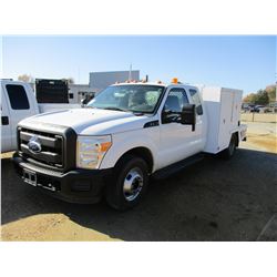 2011 FORD F350 SERVICE TRUCK, VIN/SN:1FDBX3G66BEA30163 - EXT CAB, GAS ENGINE, A/T, 8' FLATBED BODY, 
