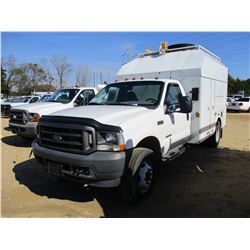 2004 FORD F550XL SERVICE TRUCK, VIN/SN:1FDAD56P54ED93003 - POWERSTROKE DIESEL ENGINE, A/T, ALTEC COV