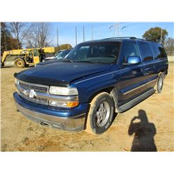 2001 CHEVROLET SUBURBAN VIN/SN:3GNEC16TX1G167460 - GAS ENGINE, A/T